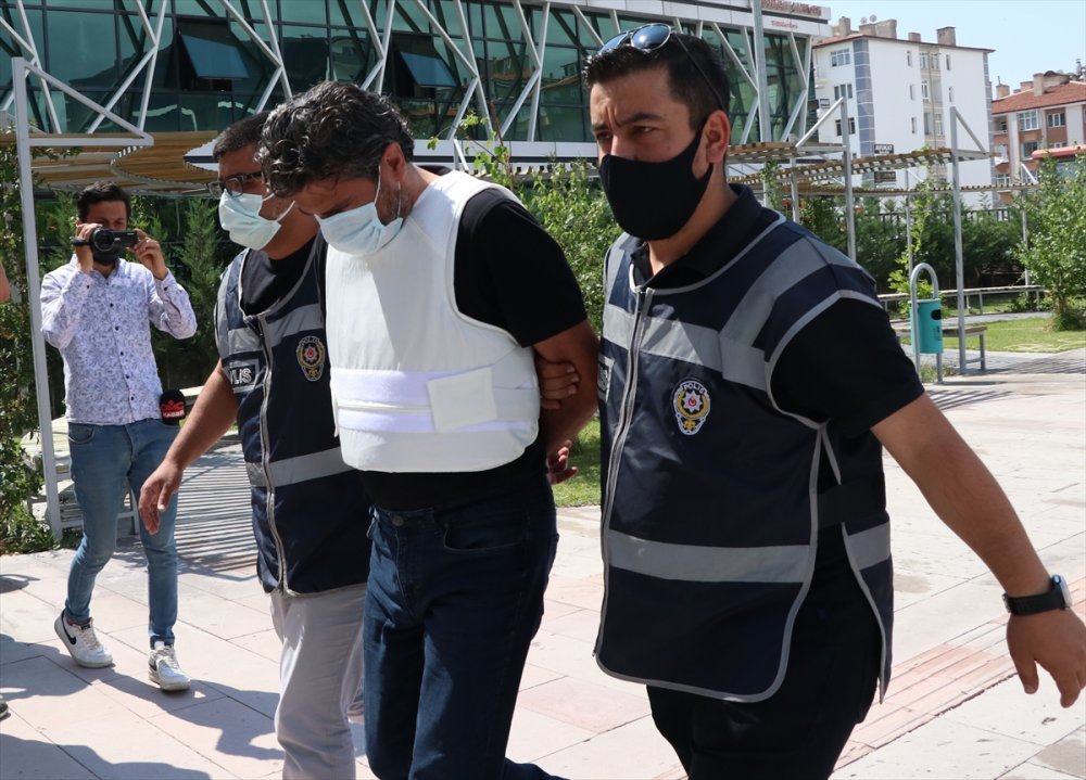 Niğde'de Eşini Tabancayla Yaralayan Firari Zanlı, Karaman'da Yakalandı