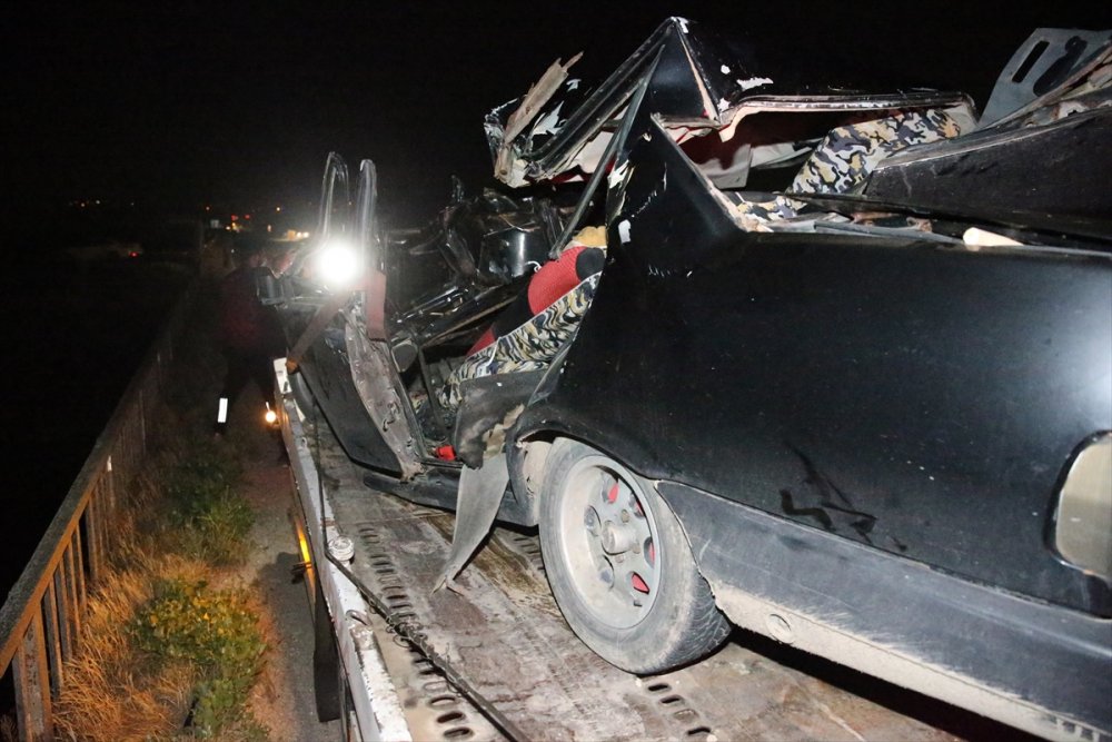 Eskişehir'de Zincirleme Trafik Kazasında 1 Kişi Öldü 1 Kişi Yaralandı