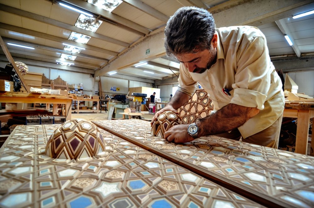 Konyalı Kündekari Ustası, Ecdat Sanatıyla 3 Kıtada Camileri Süslüyor