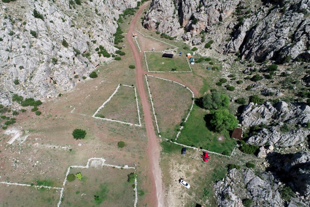 Aladağlar, Kademeli Normalleşmede Dağcıları Ve Kampçıları Ağırlıyor