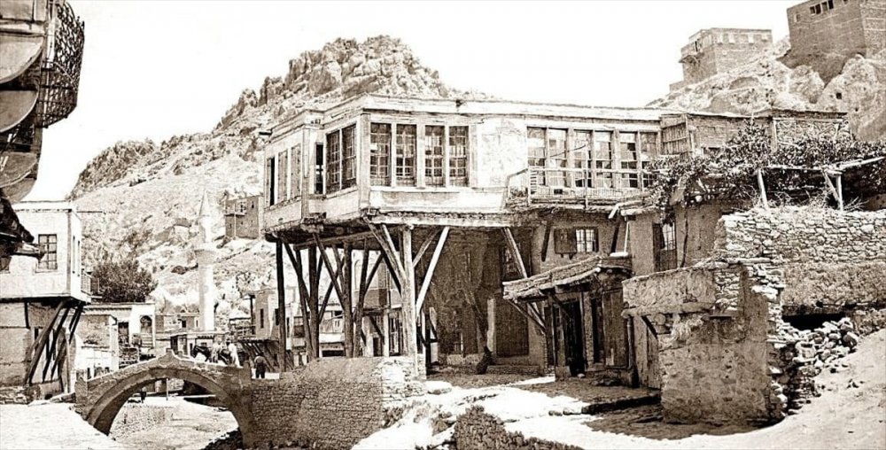 Dünden Bugüne Konya'nın Fotoğraf Arşivi