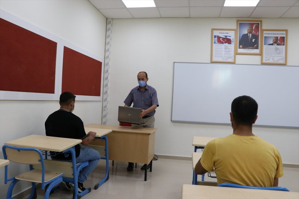 Niğde'de Hükümlüler, Eğitim Merkezine Dönüştürülen Eski Koğuş Binasında Meslek Öğrenecek