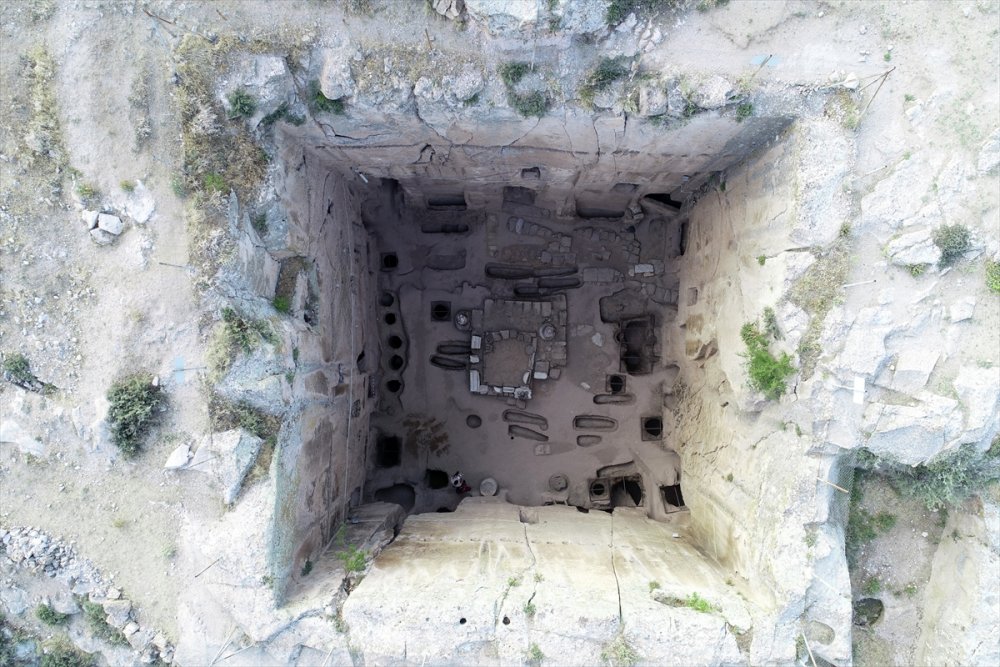 "Kapadokya'nın Giriş Kapısı" Niğde, Tarihi Ve Doğal Güzellikleriyle Cezbediyor