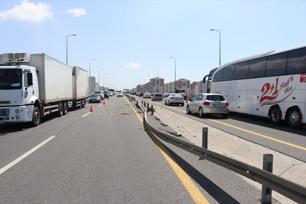 Kayseri'de Trafik Kazası: 5 Yaralı