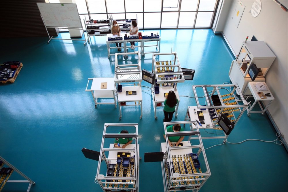 Mersin Model Fabrika Ve Yenilik Merkezi, Firmaların Üretim Ve Kalitesine Katkı Sağlıyor