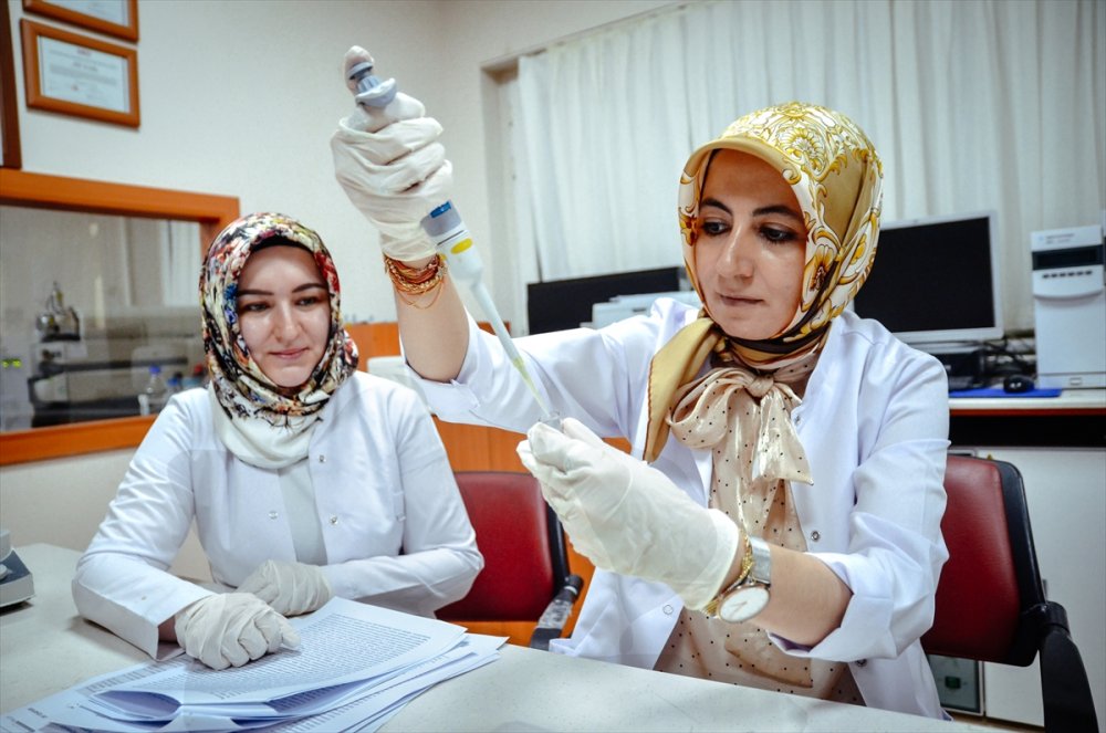 Uzmanlardan Anne Sütüne İnceleme