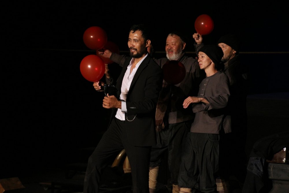 11. Antalya Uluslararası Tiyatro Festivali'nde "yalnızlık" Oyunu Sahnelendi