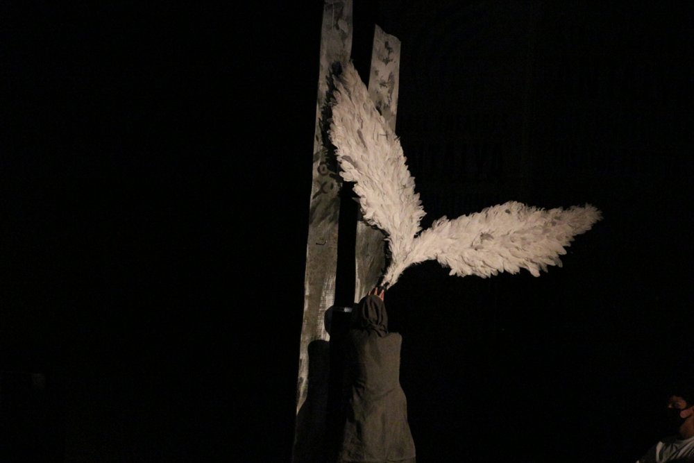 11. Antalya Uluslararası Tiyatro Festivali'nde "yalnızlık" Oyunu Sahnelendi