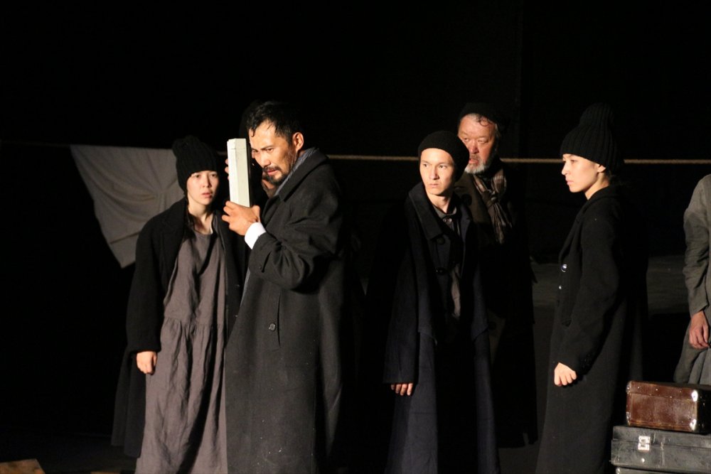 11. Antalya Uluslararası Tiyatro Festivali'nde "yalnızlık" Oyunu Sahnelendi