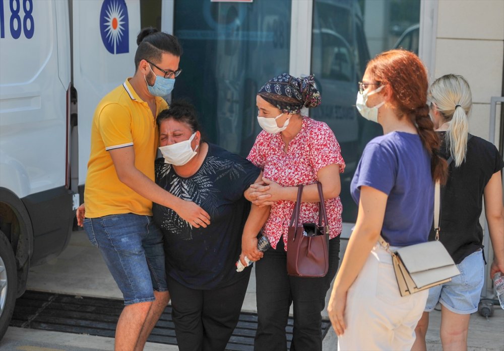 Antalya'da Motosikletiyle Kaza Yapan Sağlık Çalışanı Hayatını Kaybetti