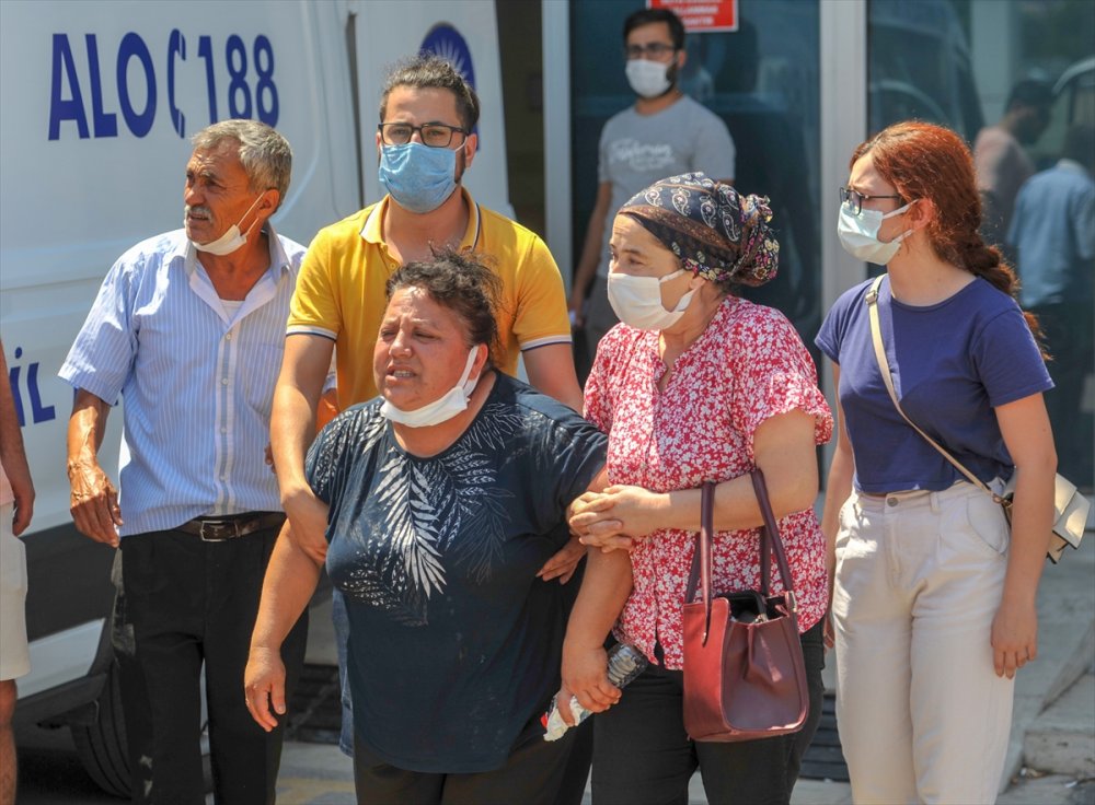 Antalya'da Motosikletiyle Kaza Yapan Sağlık Çalışanı Hayatını Kaybetti