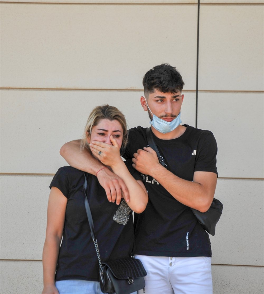 Antalya'da Motosikletiyle Kaza Yapan Sağlık Çalışanı Hayatını Kaybetti