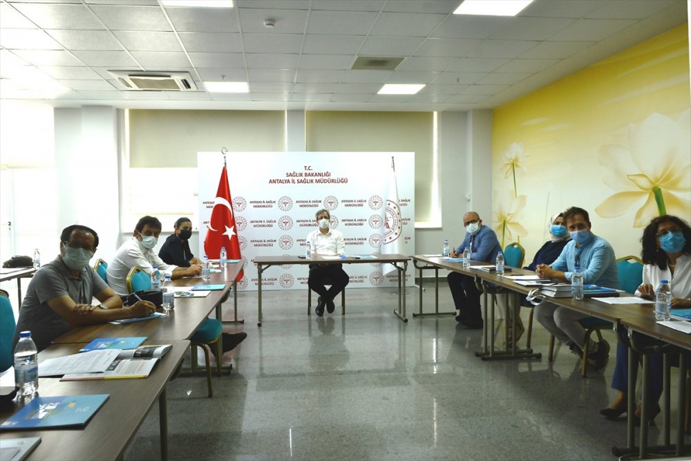 Antalya'da Yüzme Suyunun Kalitesi 342 Noktadan Alınan Numunelerle Belirlenecek