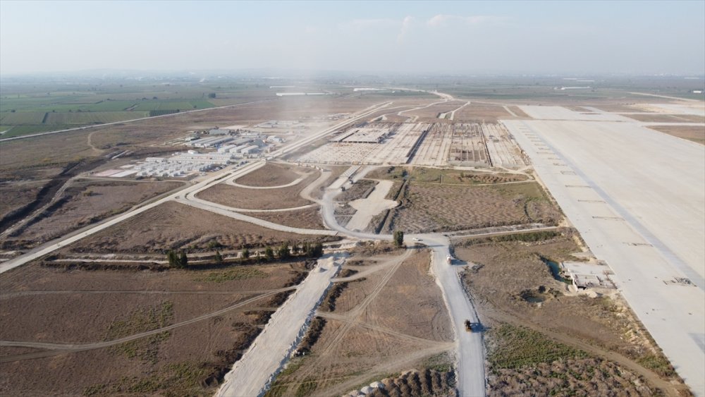 Çukurova Bölgesel Havalimanında Üstyapının Yüzde 20'si Tamamlandı