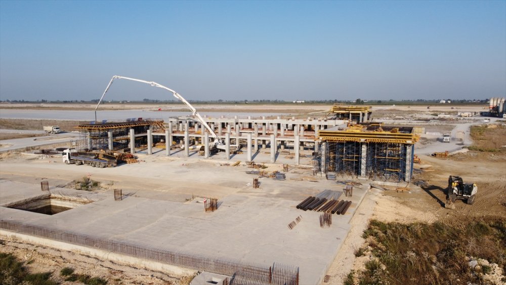 Çukurova Bölgesel Havalimanında Üstyapının Yüzde 20'si Tamamlandı