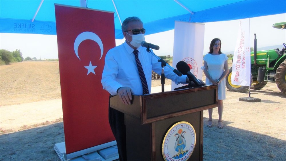 Mersin Valisi Su, Silifke'de Çeltik Ekim Törenine Katıldı