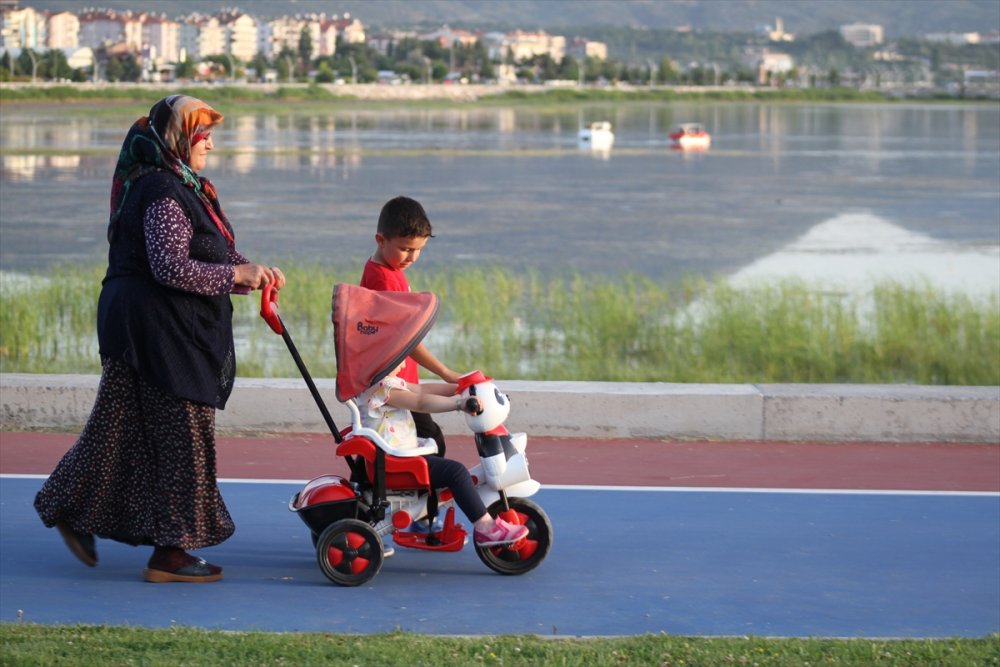 Normalleşme Süreci, Beyşehir Gölü Çevresini Hareketlendirdi