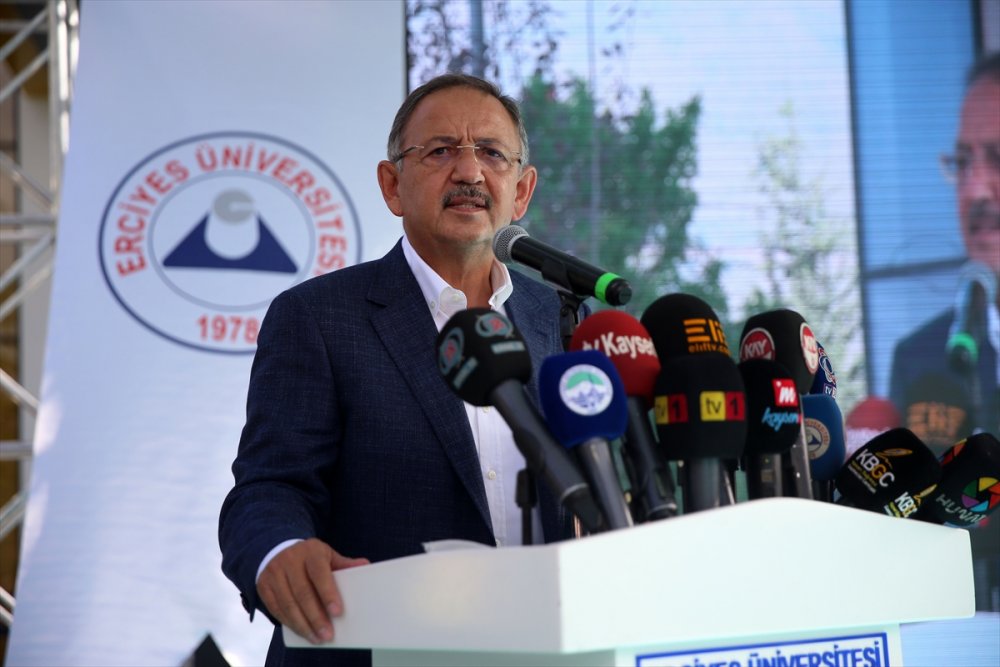 Ak Parti Genel Başkan Yardımcısı Özhaseki, Kayseri'de Hastane Açılış Töreninde Konuştu
