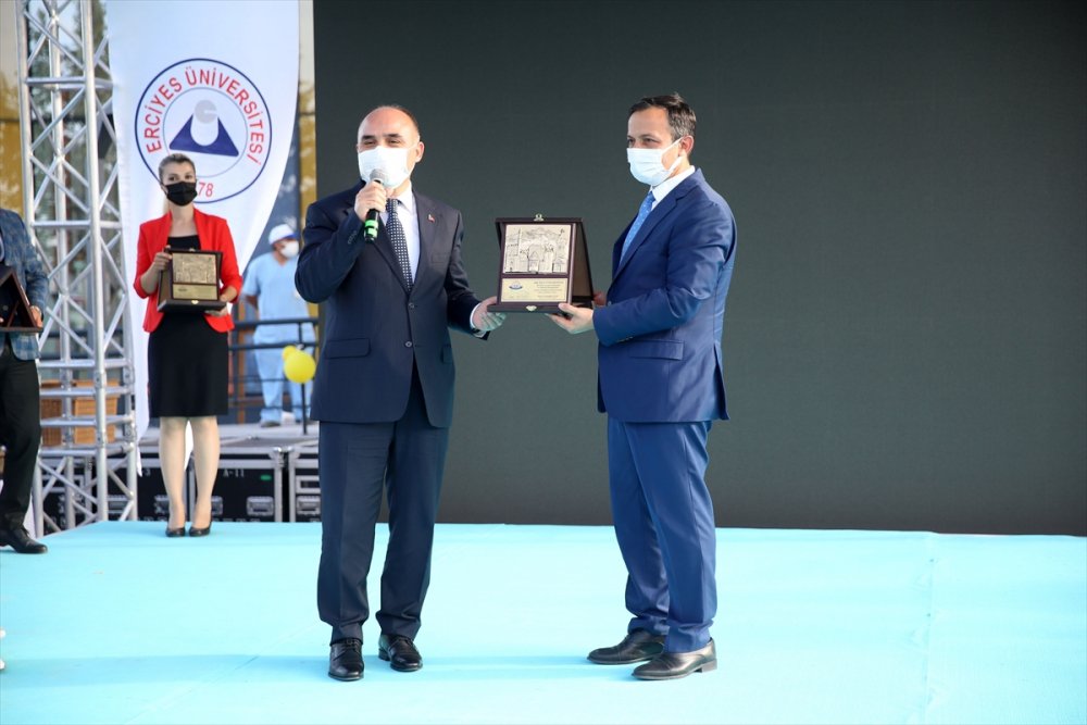 Ak Parti Genel Başkan Yardımcısı Özhaseki, Kayseri'de Hastane Açılış Töreninde Konuştu