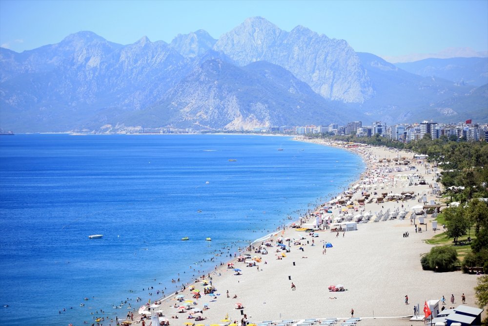 Akdeniz'de Kısıtlamasız Sahil Keyfi