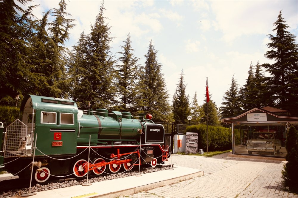 Devrim Otomobili Müzesi Kapılarını Yeniden Ziyaretçilerine Açtı