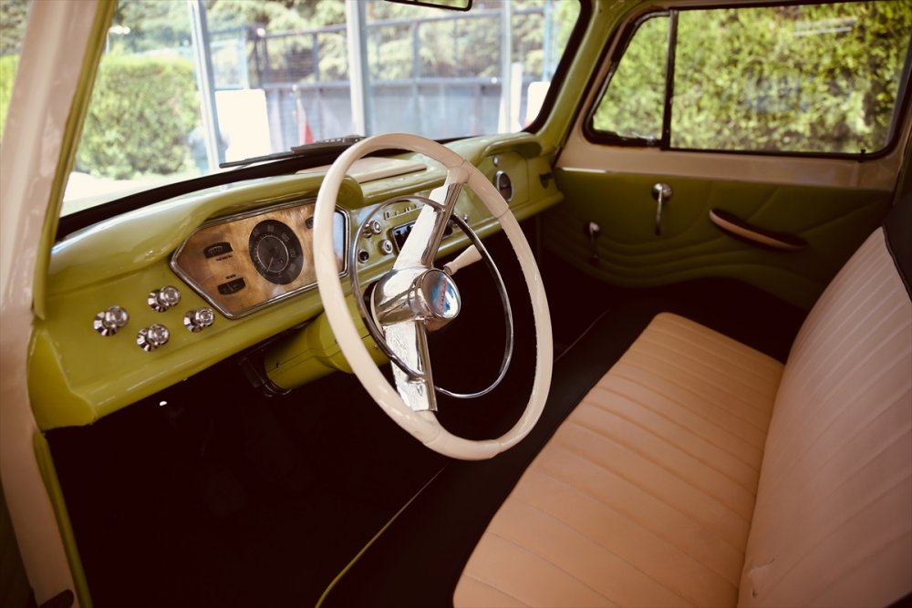 Devrim Otomobili Müzesi Kapılarını Yeniden Ziyaretçilerine Açtı