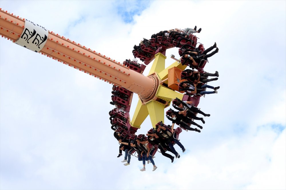 Kayseri'deki Anadolu Harikalar Diyarı'na Kısıtlamasız Pazar Gününde Yoğun İlgi