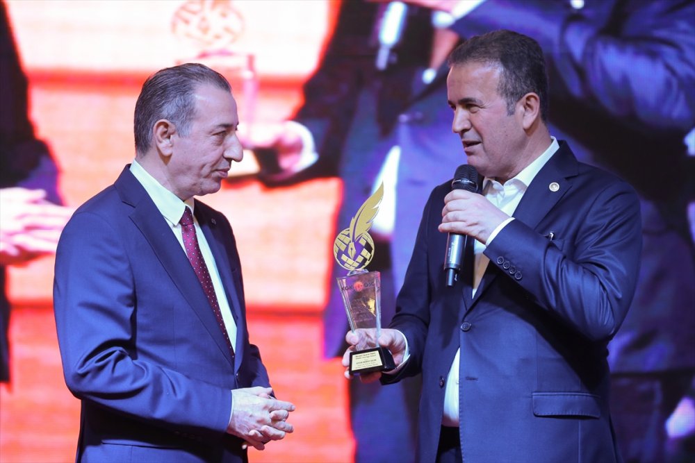 Küresel Gazeteciler Konseyinin "küresel Başarı Ödülleri" Sahiplerini Buldu