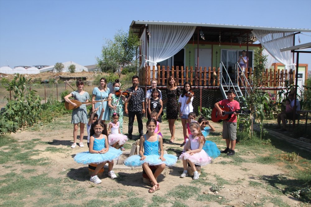 Antalya'da Doğayla İç İçe Olan "müzik Köyü Okulu"nda Çocuklar Eğlenerek Öğreniyor