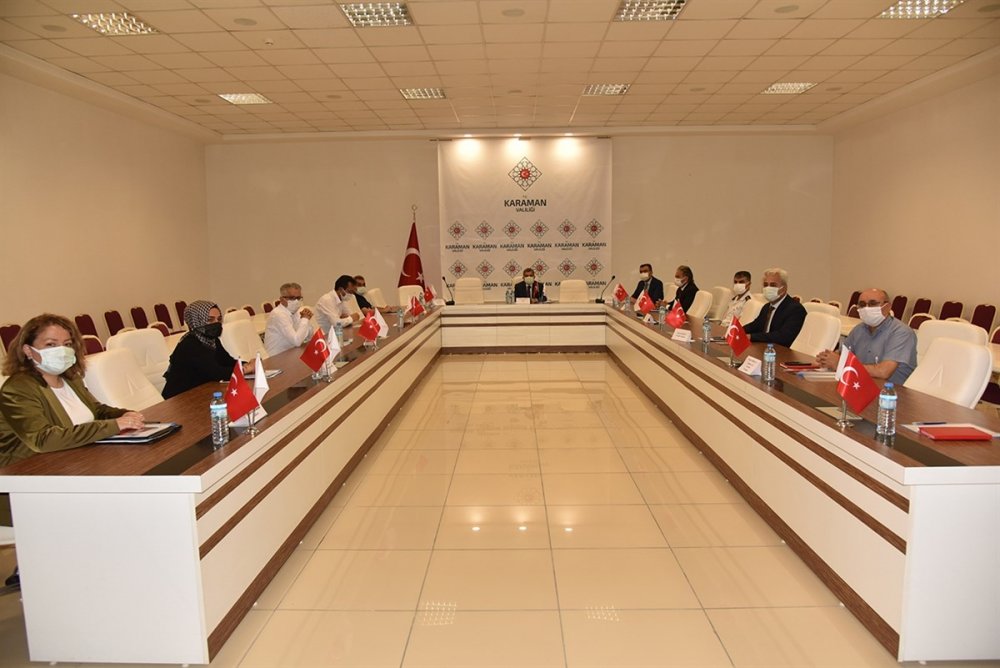 Karaman'da Göçmenlerin Durumu Konuşuldu