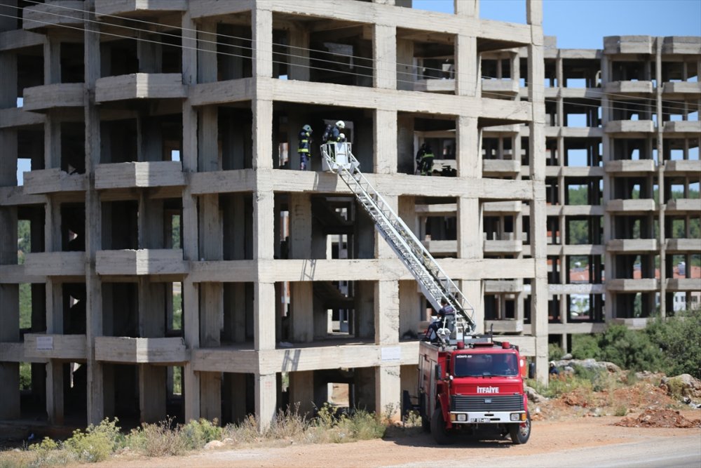 Antalya'daki "Afet Tatbikatı" Gerçeğini Aratmadı