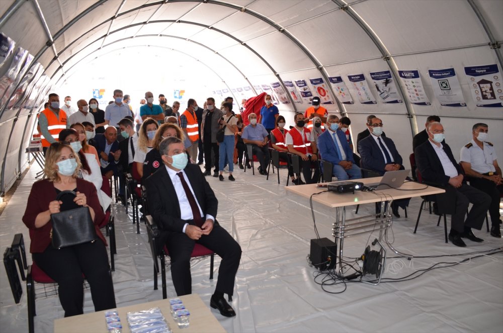 Karaman'da "Afad Farkındalık Eğitimi Çadırı" Kuruldu