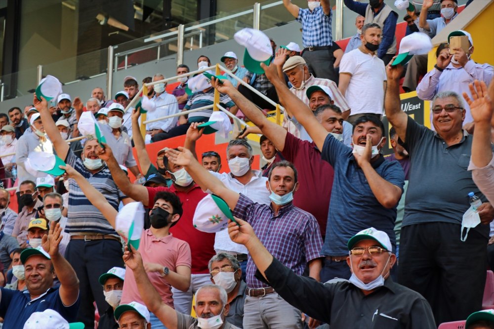 Kayseri Pancar Ekicileri Kooperatifi Yönetim Kurulu Başkanı Akay Güven Tazeledi