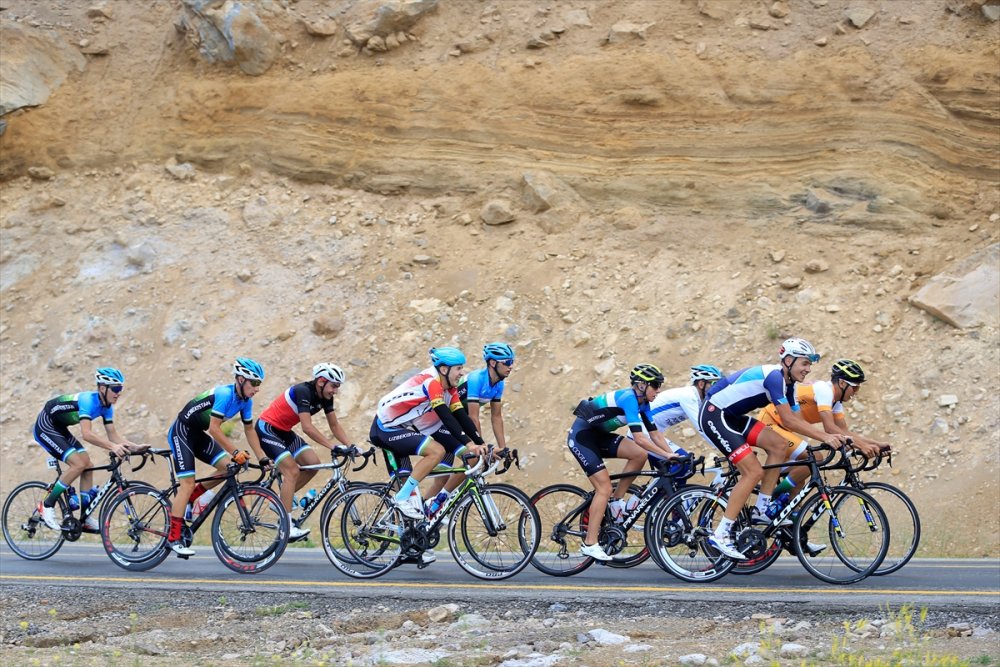 Malezyalı Bisikletçiler Yüksek İrtifa Kampı İçin Everest Yerine Erciyes'i Tercih Ediyor