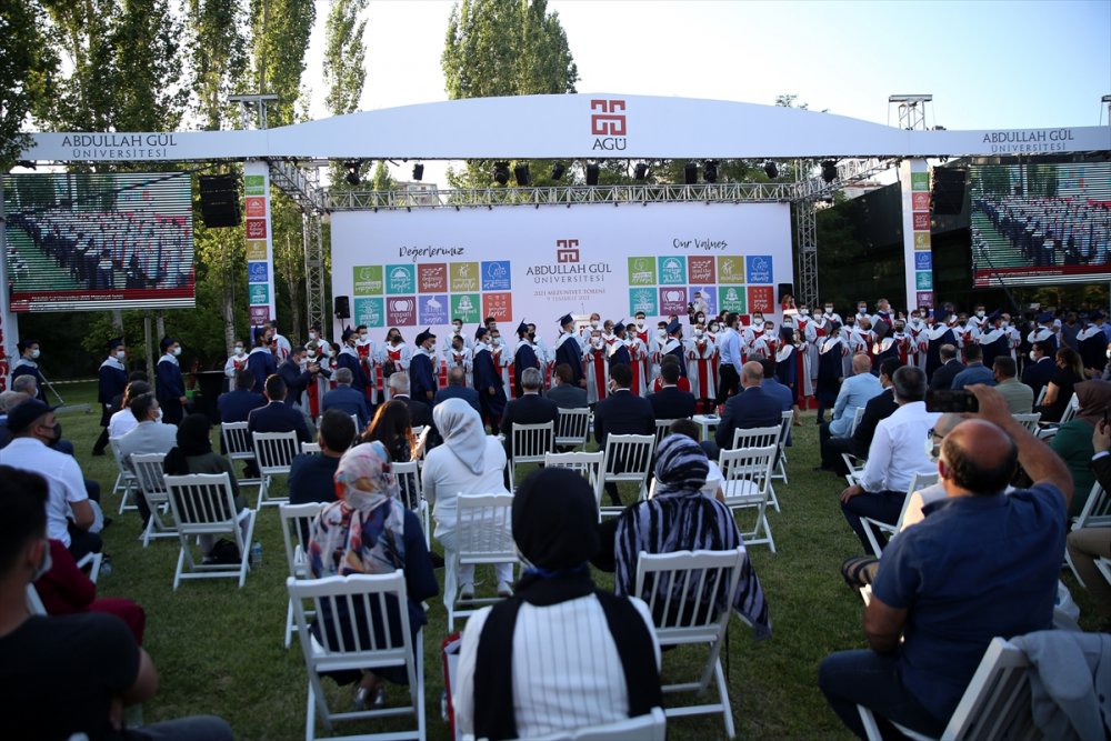 11. Cumhurbaşkanı Abdullah Gül Agü Mezuniyet Töreninde Konuştu