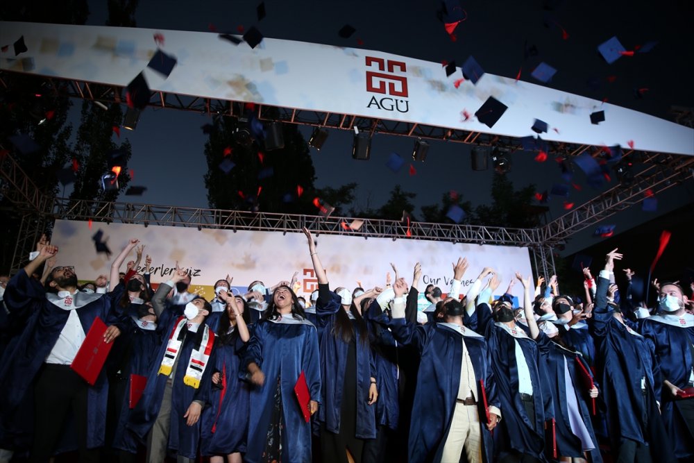 11. Cumhurbaşkanı Abdullah Gül Agü Mezuniyet Töreninde Konuştu