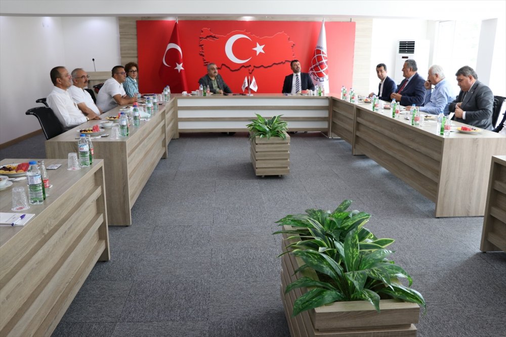 Chp Esnaf Masası Heyeti Niğde'de Temaslarda Bulundu