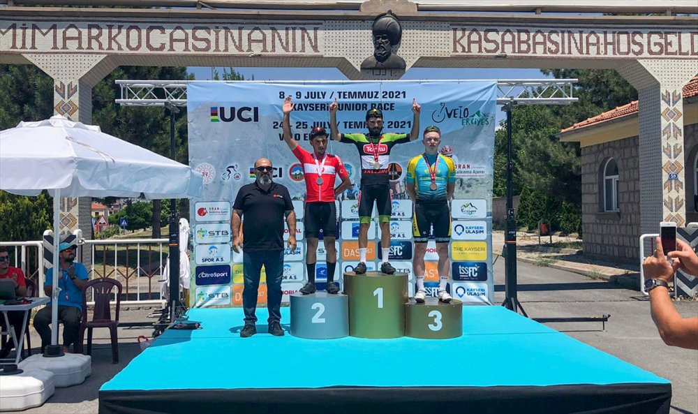 Erciyes 2021 Yol Bisikleti Yarışları'na, Ağırnas Etabıyla Devam Edildi