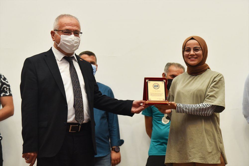 Kmü'de Spor Oyunları Ödül Töreni Düzenlendi