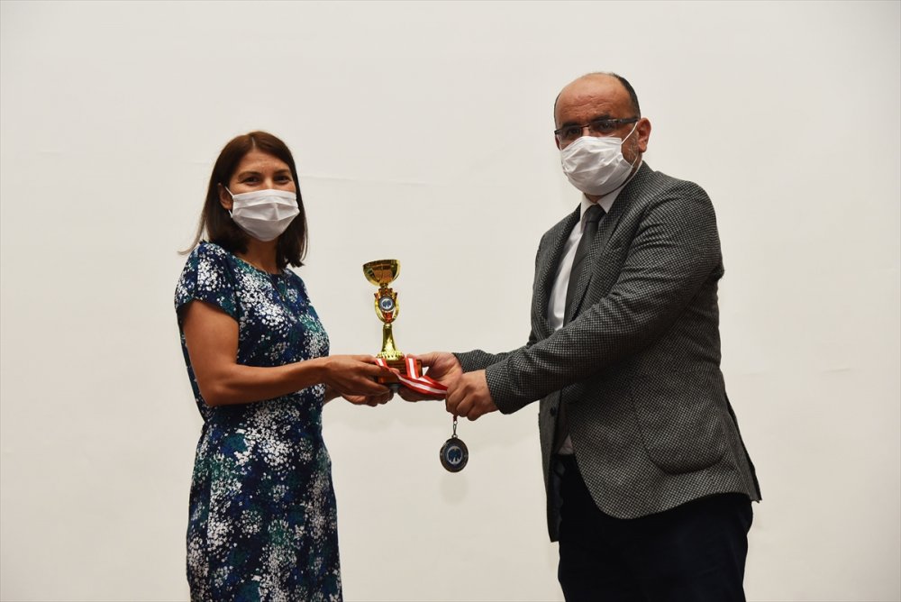 Kmü'de Spor Oyunları Ödül Töreni Düzenlendi