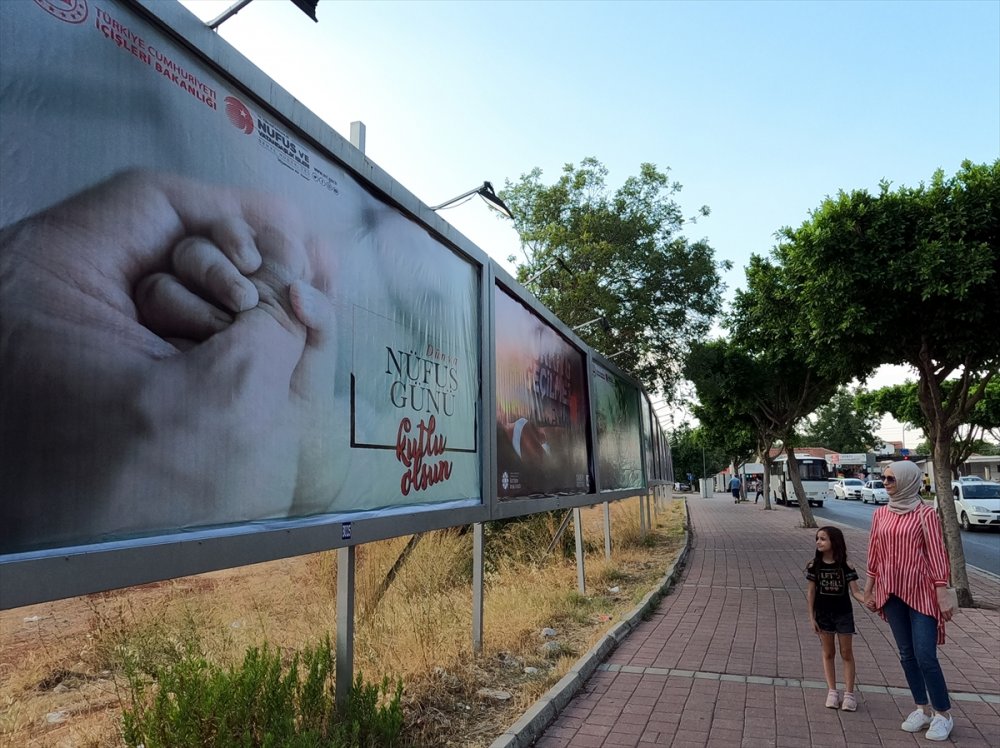 Antalya'da 11 Temmuz Dünya Nüfus Günü Kutlandı