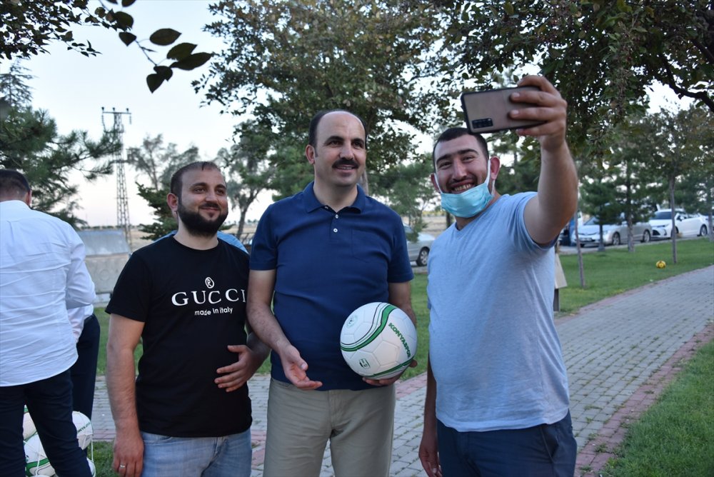 Büyükşehir Belediye Başkanı Altay, Piknikçileri Ziyaret Etti