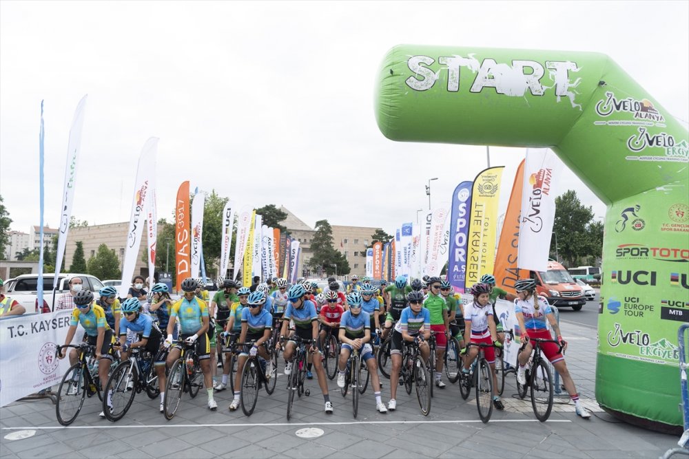 Erciyes 2021 Yol Bisikleti Yarışları Sürüyor