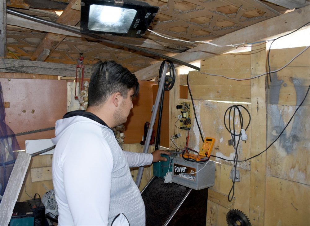 Aksaraylı Genç Mucit Kendi Elektriğini Üretti