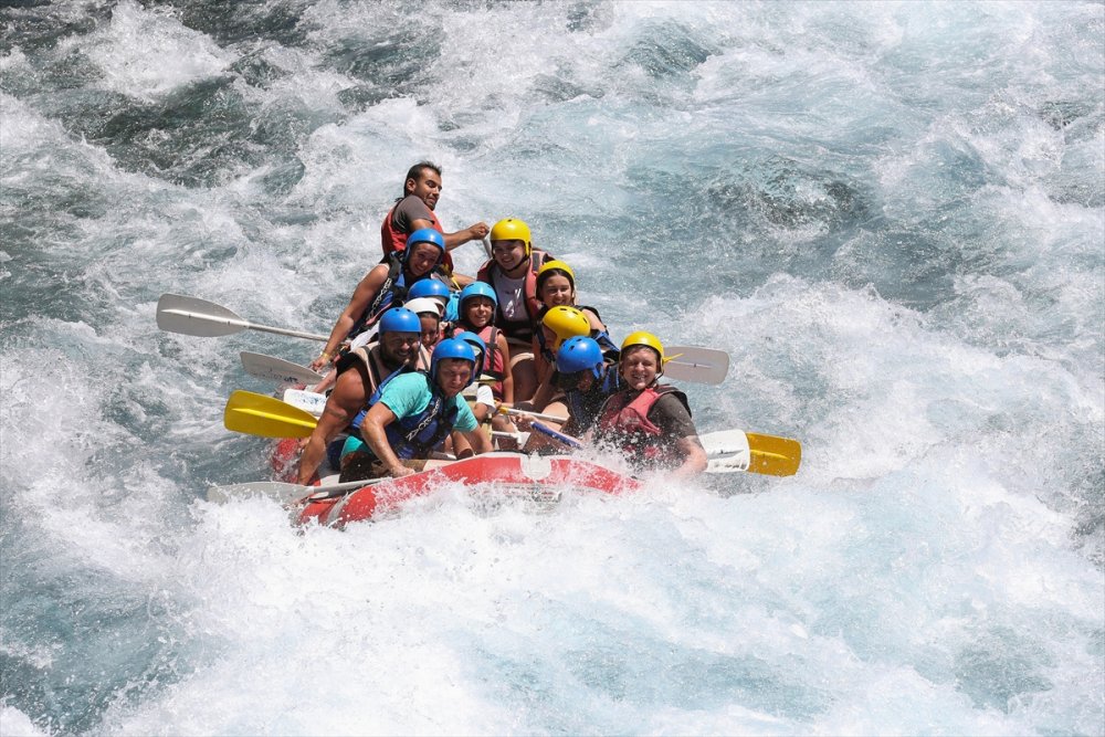 Köprüçay Adrenalin Tutkunlarının Gözdesi Oldu
