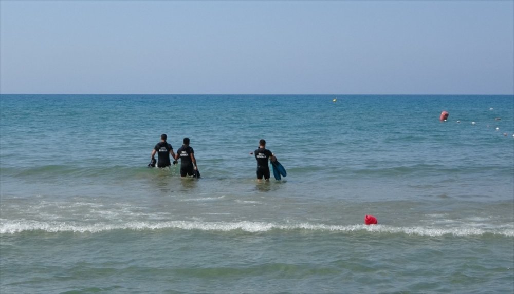 Antalya'da Denizde Kaybolan 15 Yaşındaki Çocuk İçin Arama Çalışması Başlatıldı