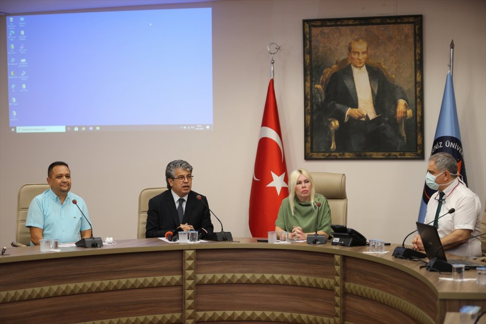 Akdeniz Üniversitesinde Yeni Aşı, İlaç Ve Kanser Araştırmalarına Altyapı Oluşturacak Projeler Tanıtıldı