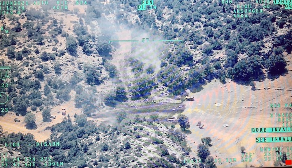 Mersin'de 15 Yangın İnsansız Hava Aracıyla Tespit Edilerek Erken Müdahale Sayesinde Sıçramadan Söndürüldü