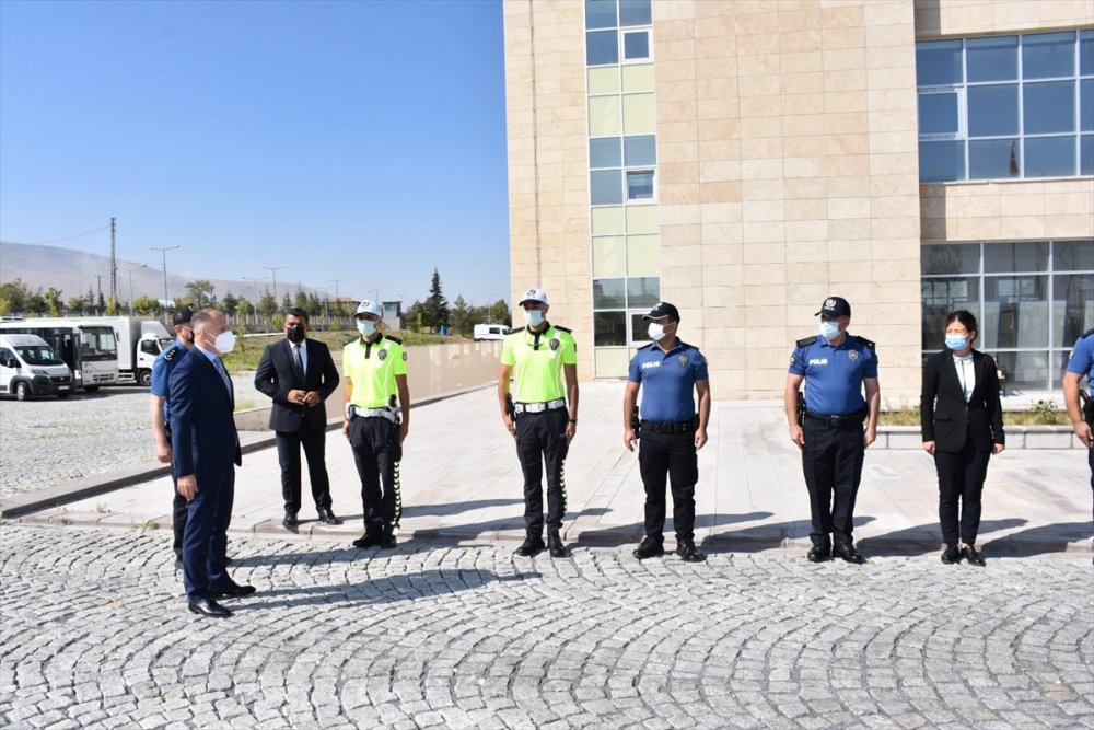 Niğde'ye Atanan Emniyet Müdürü Özdemir Görevine Başladı
