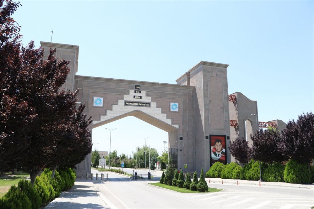 Hemşehrileri, Darbe Girişimine Direnişin Sembol İsmi Ömer Halisdemir'i Gururla Yad Ediyor